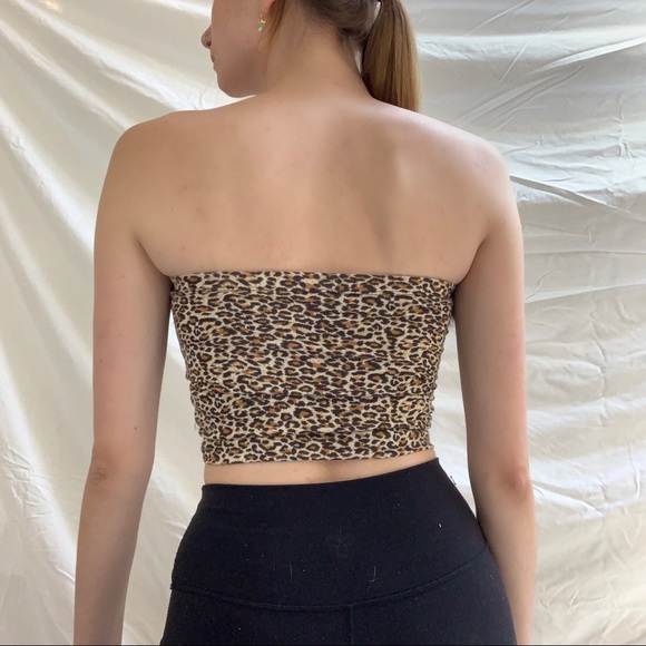 OMIGHTY Cheetah Print Feather Trim Tube Top - Picture 3 of 8